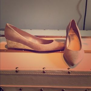 Stuart Weitzman flats/wedges tan/beige